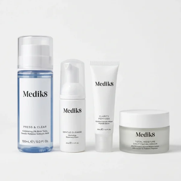 CLEAR SKIN KIT MEDIK8 Збалансована система для тих, хто прагне змінити якість своєї шкіри